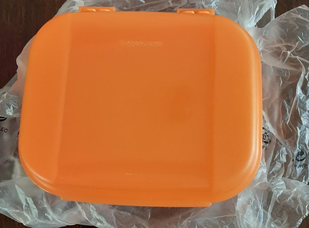 Nieuwe scharnierdoos 1,1liter tupperware, Huis en Inrichting, Keuken | Tupperware, Ophalen of Verzenden, Nieuw