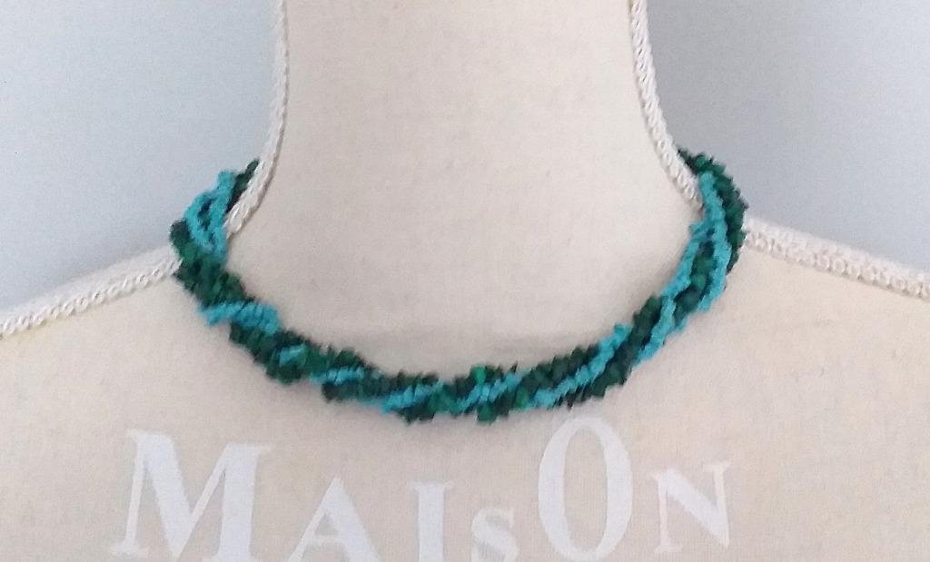 4 colliers en malachite, jade et turquoise (10€ pièce), Enlèvement ou Envoi, Comme neuf, Pierre ou Minéral