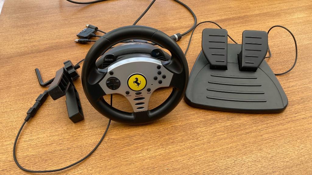 Ferrari Thrustmaster volant, Envoi, Utilisé, Volant ou Pédales