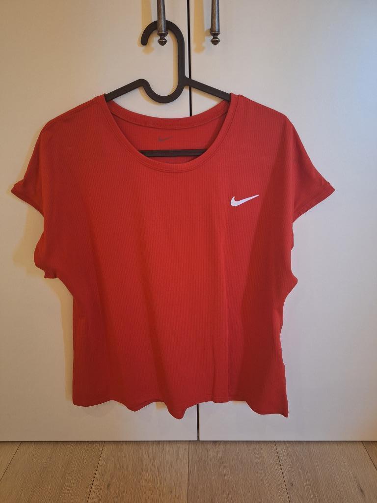 Tenniskleding, bloesje, Nike (Dri-Fit), maat L, rood, Maat 42/44 (L), Nike, Ophalen of Verzenden, Zo goed als nieuw