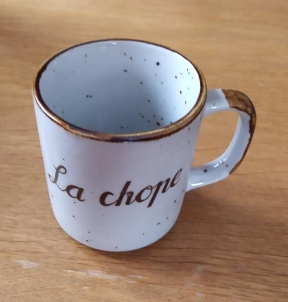 Tasse/Chope "La chope" - Couleur brun moucheté, Maison & Meubles, Enlèvement ou Envoi