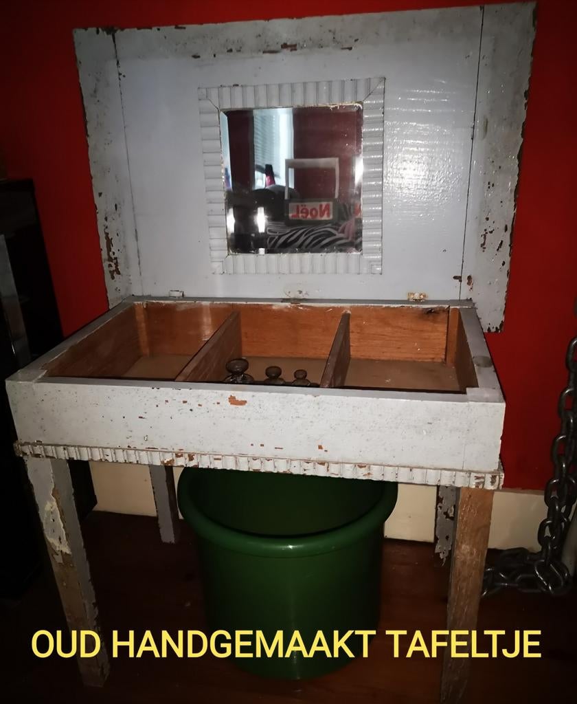 ANCIENNE TABLE / COIFFEUSE FAITE MAIN, Moins de 100 cm, Enlèvement, Utilisé, 50 à 100 cm