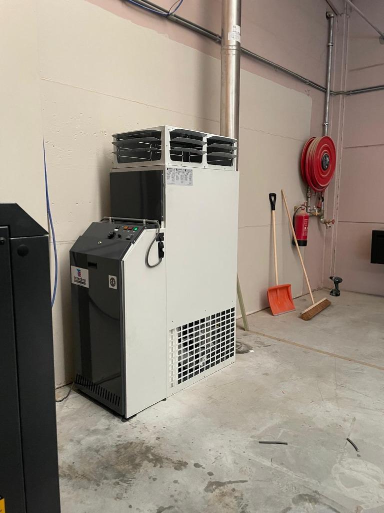 warmeluchtgeneratoren Technoclima BA Plus met mazouttank, Ophalen, Nieuw, Kachel, Hoog rendement (Hr)