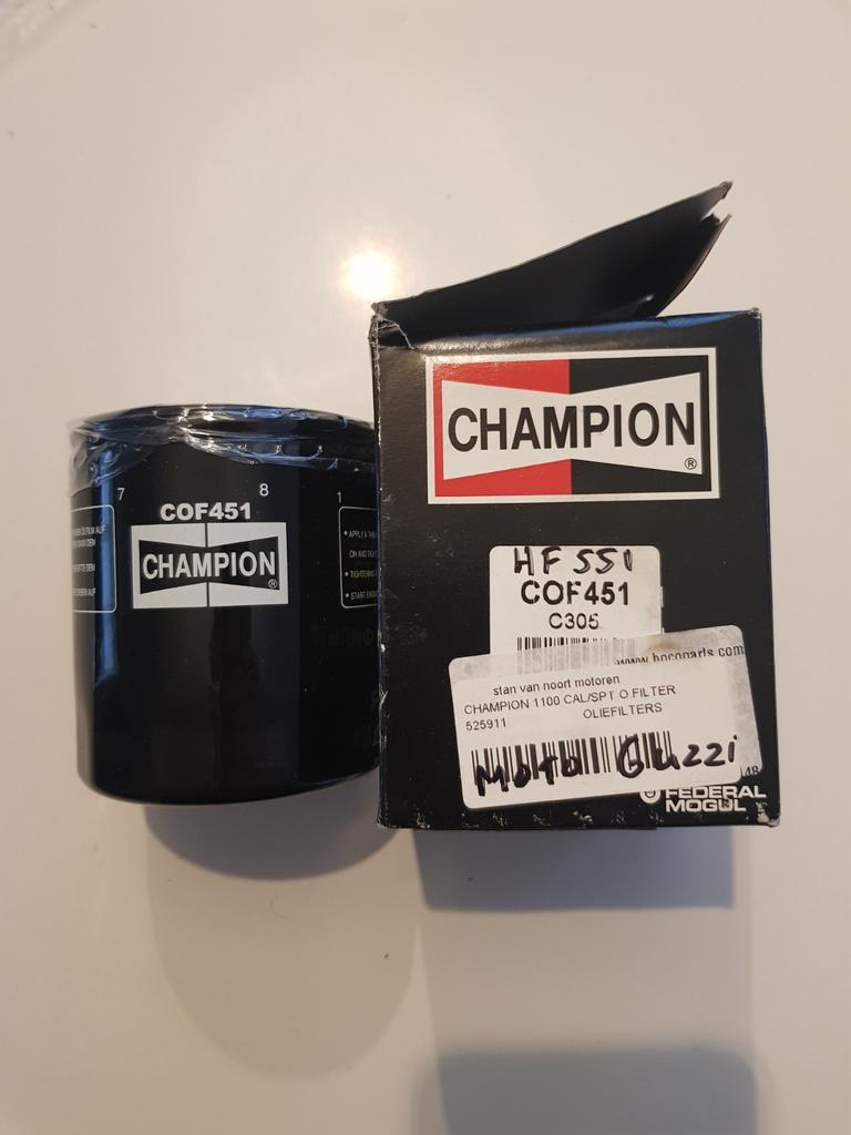 Moto Guzzi oliefilter Champion COF451 (HF 551), Ophalen of Verzenden