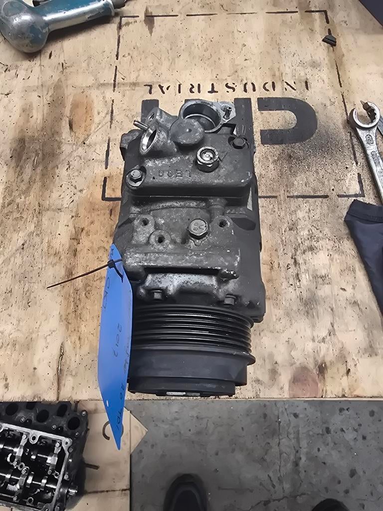 Pompe de climatisation VW Crafter 2.0 TDI 2E820803H, Enlèvement ou Envoi
