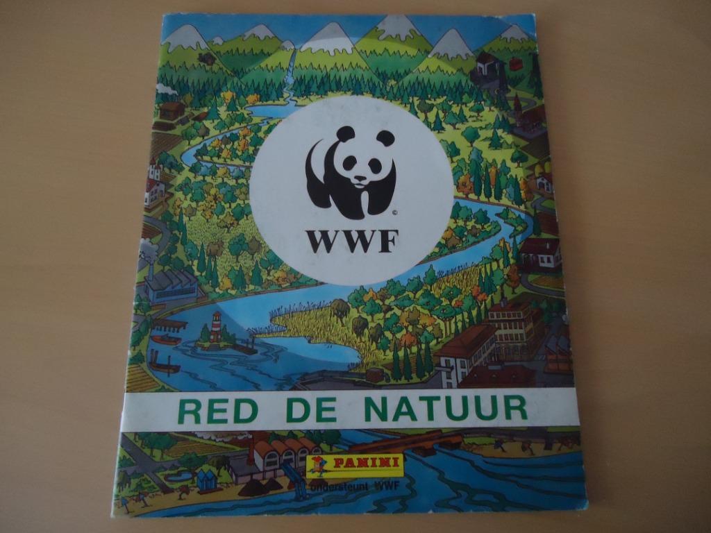 PANINI STICKER ALBUM WWF   RED DE NATUUR   VOLLEDIG, Ophalen of Verzenden, Zo goed als nieuw, Sticker