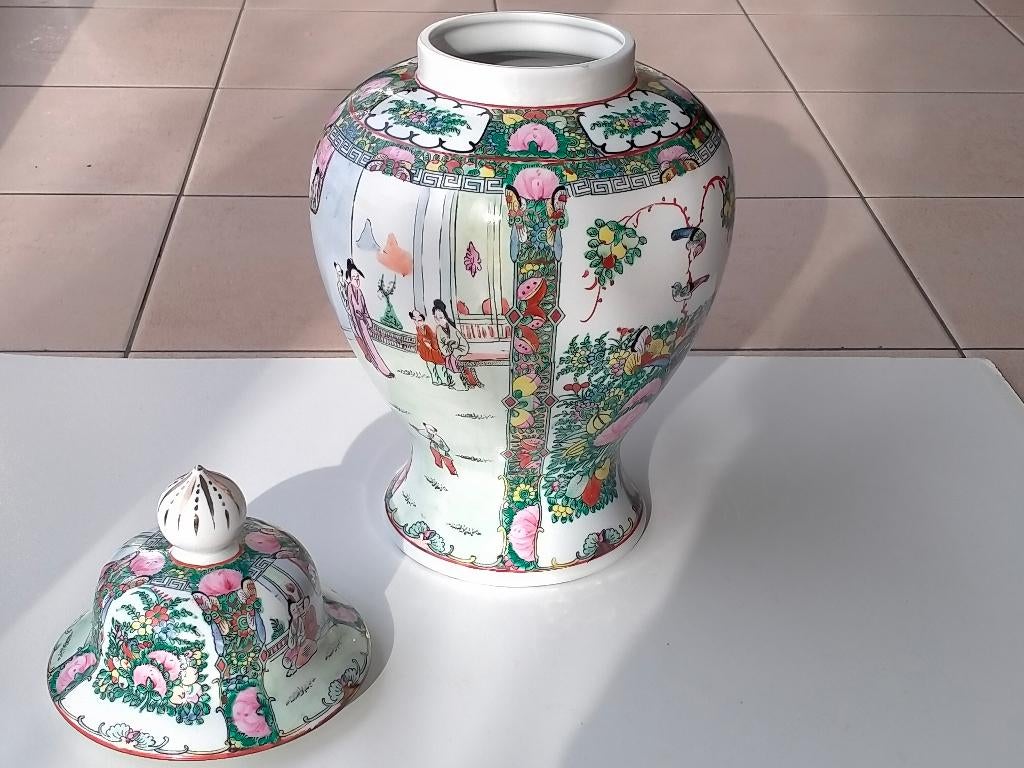 Chinese Vaas met stempel, Ophalen