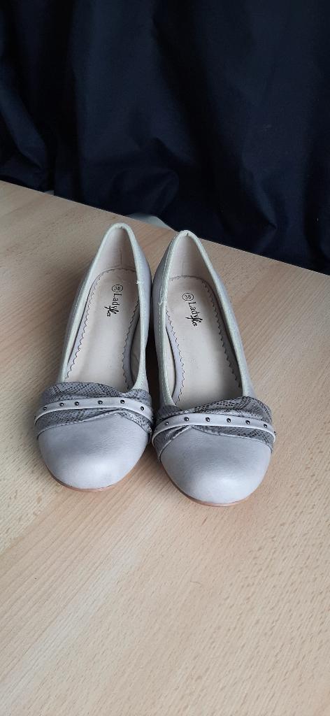Schoenen maat 38, Enlèvement ou Envoi, Beige, Ladyflex, Comme neuf