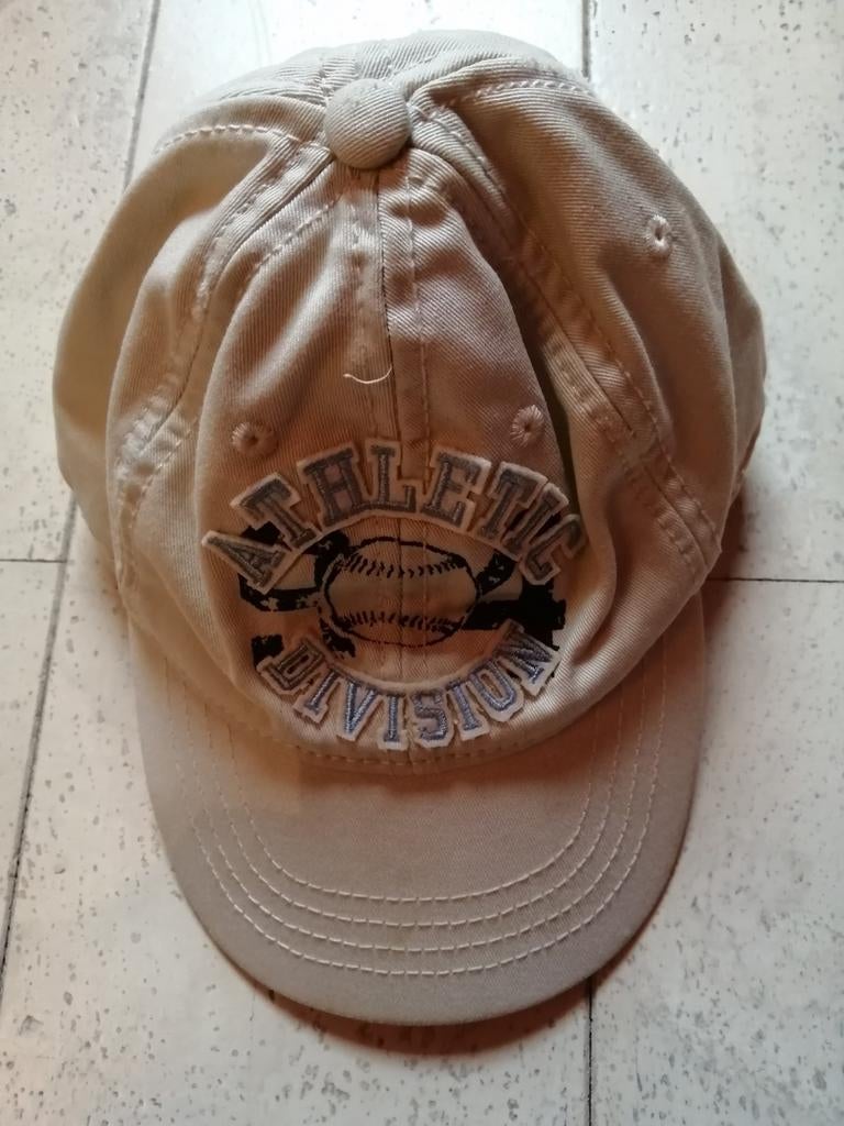 beige petje 104/116, Ophalen of Verzenden, Gebruikt, Jongen, Pet