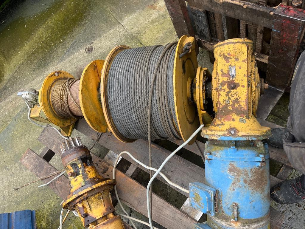 Bouwkraan Assen, motor Munster /Arcomet, Zakelijke goederen, Machines en Bouw | Kranen en Graafmachines, Ophalen