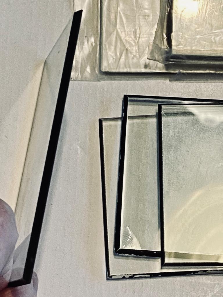 4 verres biseautés pour agrandisseur photo, Enlèvement ou Envoi, Utilisé, Accessoires pour chambre noire, Portable