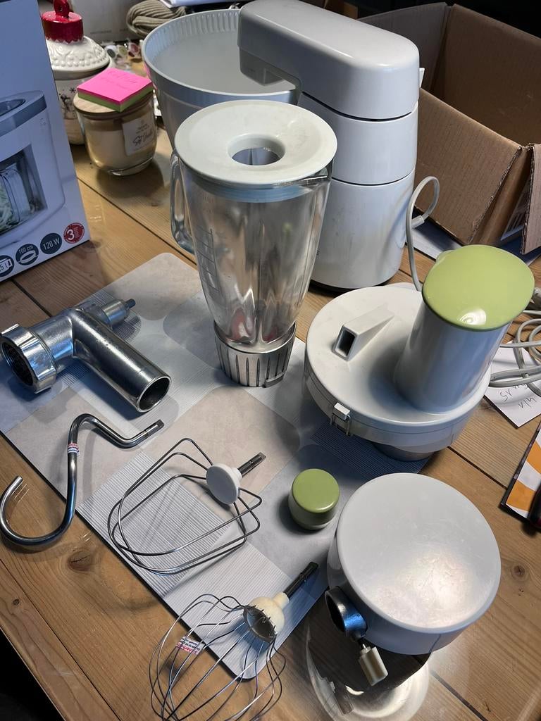 Braun KM-32 met tal van accessoires!, Ophalen of Verzenden, Gebruikt