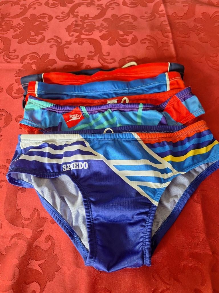 4 maillots de bain  enfants, 2 Taille 152 et 2 taille 128, Garçon, Taille 152, Maillot de bain, Comme neuf