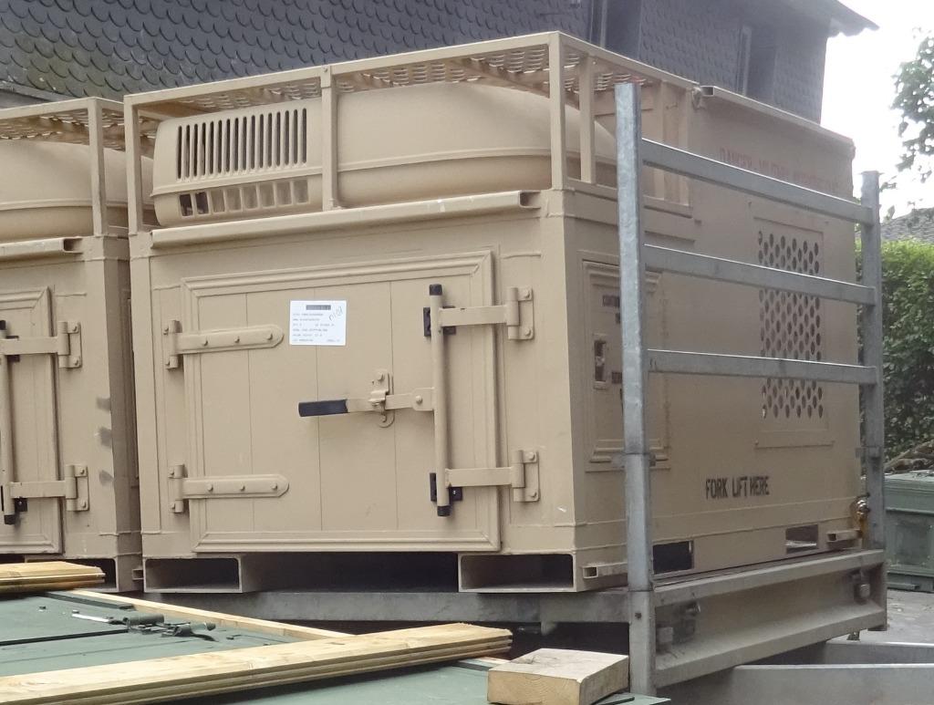 Transport  box pour chiens ! Climatisé ! Extensible  US Army, Animaux & Accessoires, Enlèvement, Comme neuf