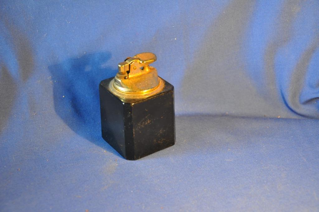 (d)§  briquet de table cube bakeline noir   (5), Enlèvement ou Envoi, Utilisé, Briquet