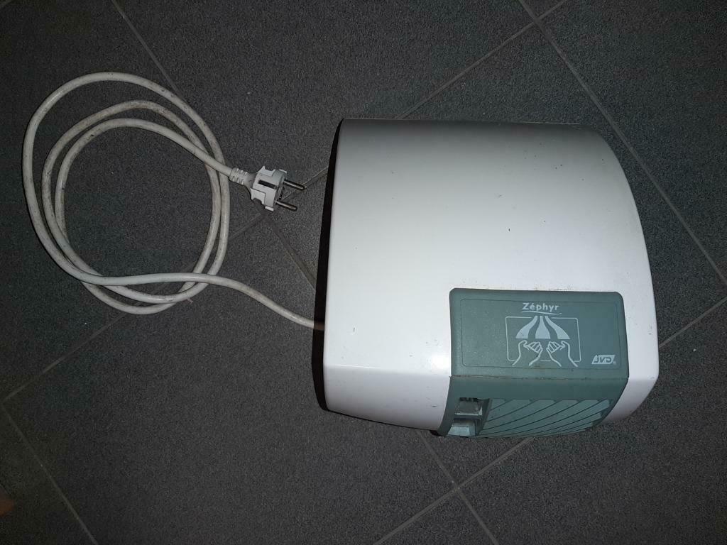 HANDDROGER / SECHE MAIN, Ophalen, Gebruikt