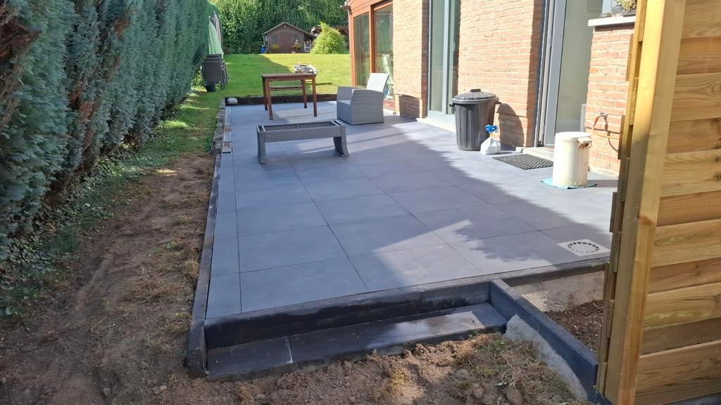 AMENAGEMENT EXTERIEUR, Enlèvement ou Envoi, Neuf, Béton