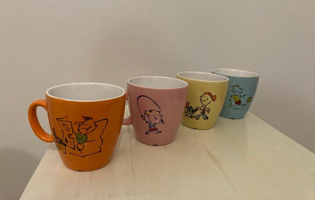 Vintage Renault merchandising : set van 4 mokken / tassen, Verzamelen, Ophalen of Verzenden, Nieuw, Auto's