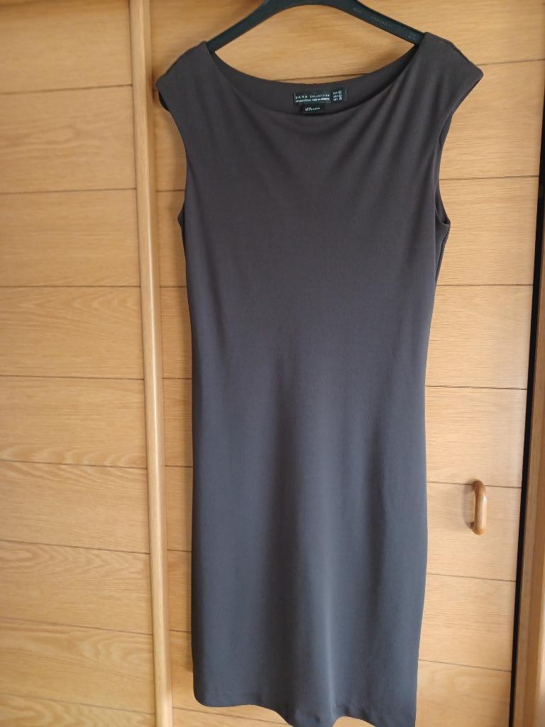 Donkerbruin kleedje, Zara, M, Kleding | Dames, Bruin, Zara, Zo goed als nieuw, Knielengte