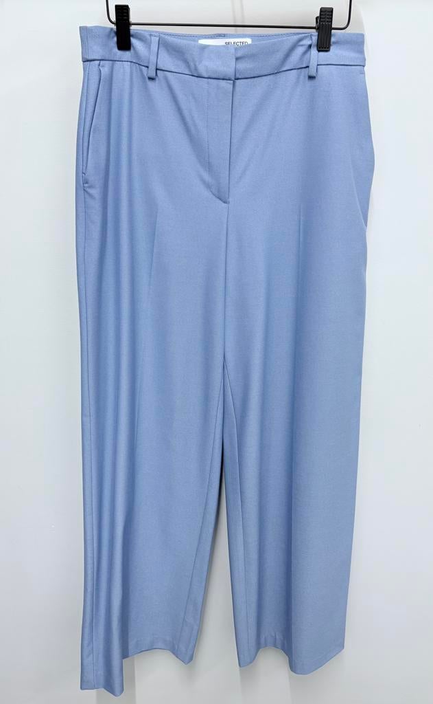 Lichtblauwe wijde  broek van Selected Femme, Ophalen of Verzenden, Zo goed als nieuw, Maat 38/40 (M)