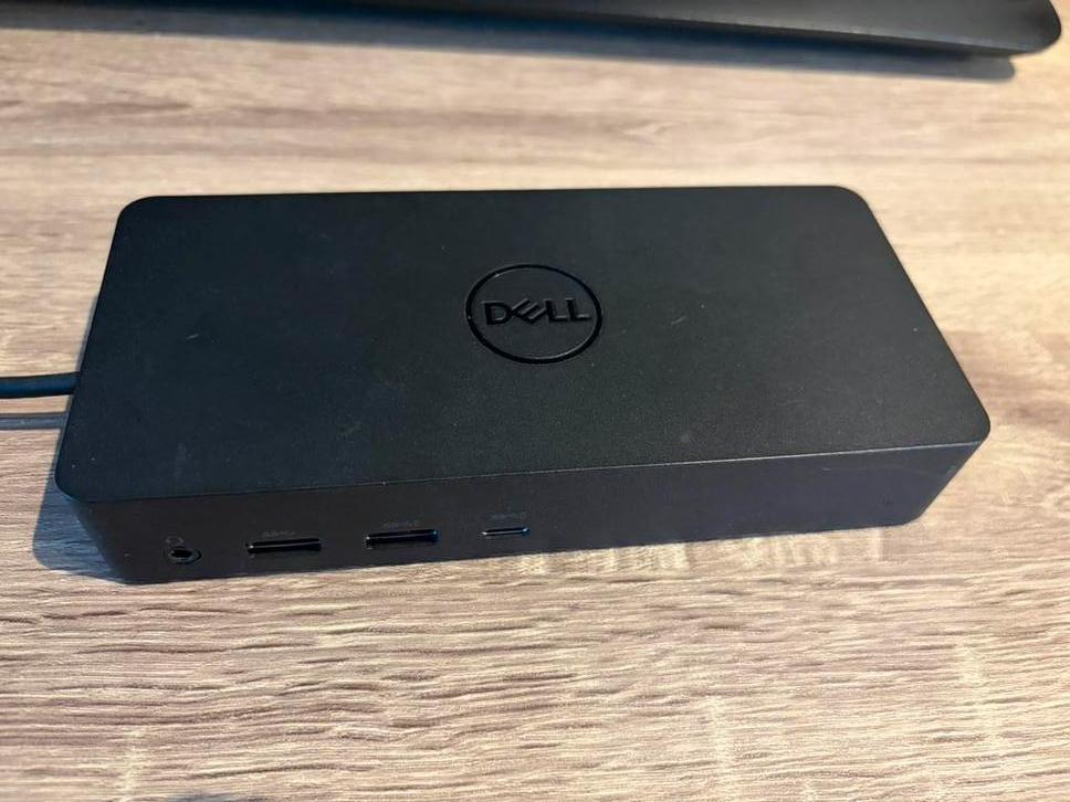 Dell D6000 docking, Computers en Software, Ophalen of Verzenden, Zo goed als nieuw, Docking station