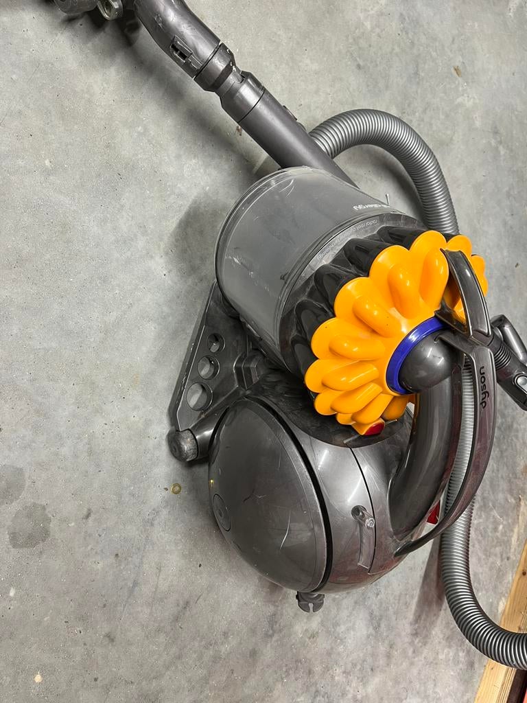 Dyson stofzuiger, Elektronische apparatuur, Stofzuigers, Ophalen, Gebruikt