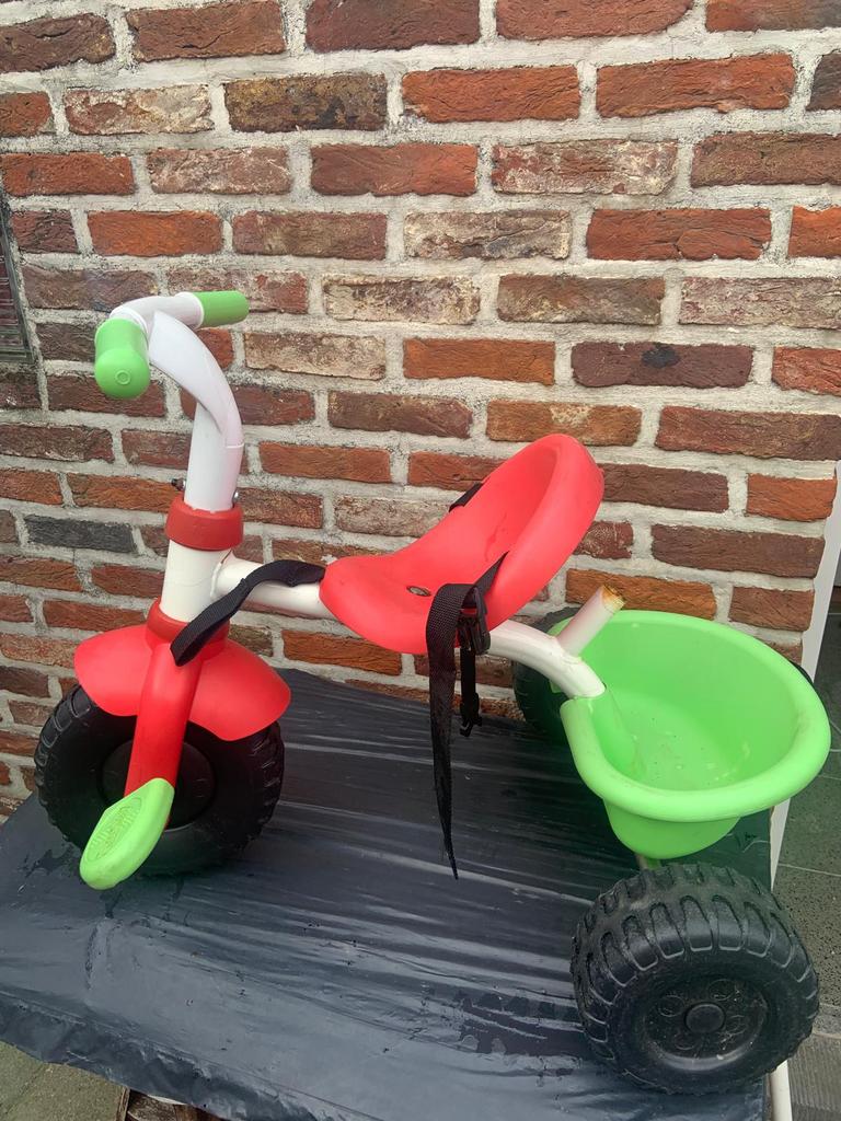SMOBY Vélo et qu’on peut pousser aussi, Comme neuf