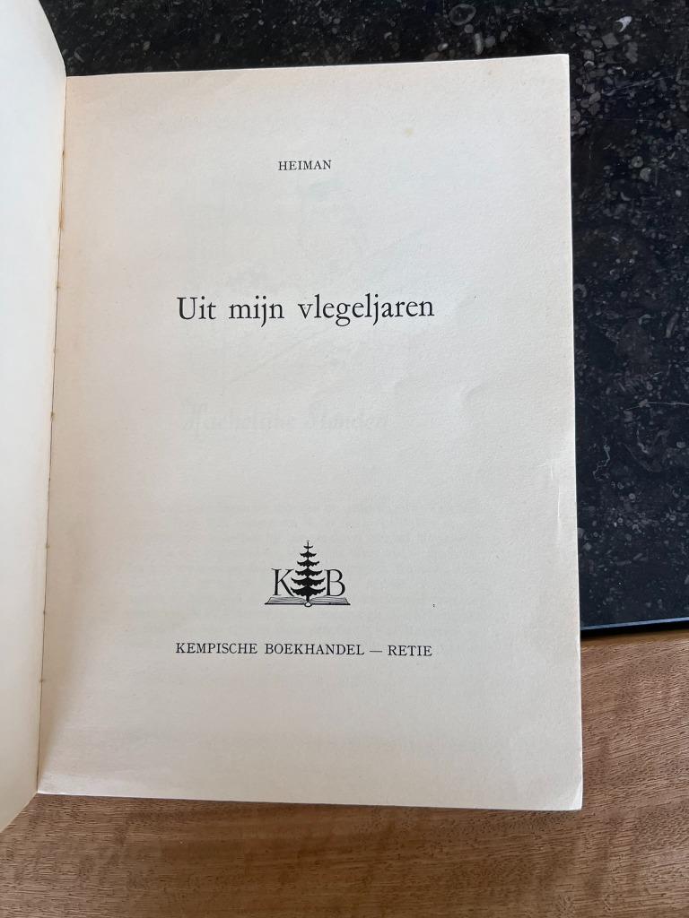 Uit mijn Vlegeljaren - Heiman, Boeken, Ophalen of Verzenden, Gelezen, Heiman, Fictie