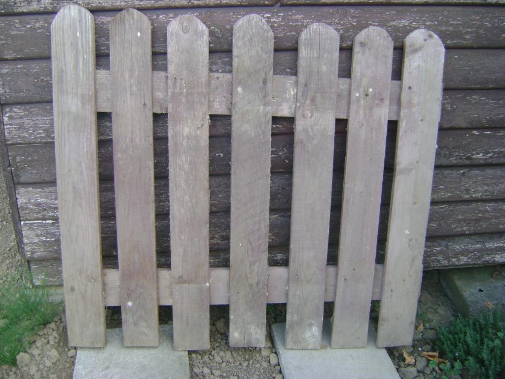 Barrières en bois (planches traitées), Enlèvement, Utilisé