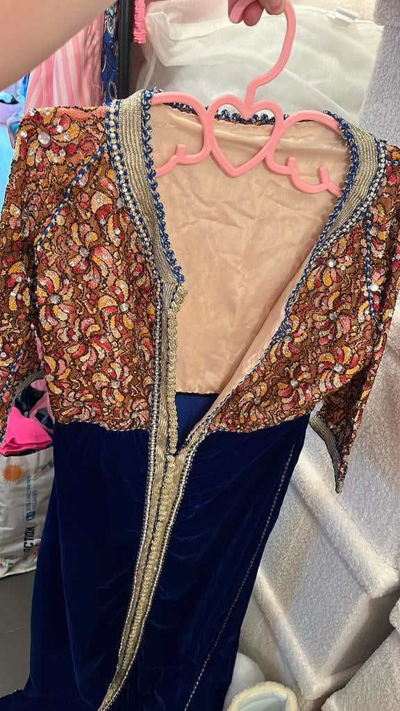 Caftan neuve S, Enlèvement ou Envoi