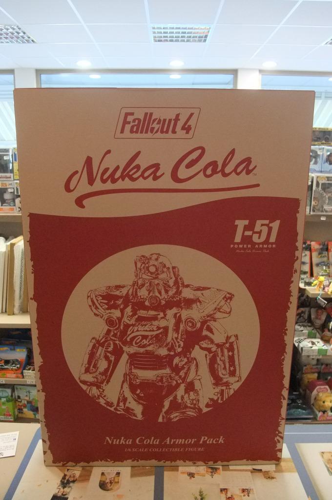 fallout 4, nuka cola armor pack 1/6 scale no figure, Three zero, Ophalen of Verzenden, Zo goed als nieuw, Nvt