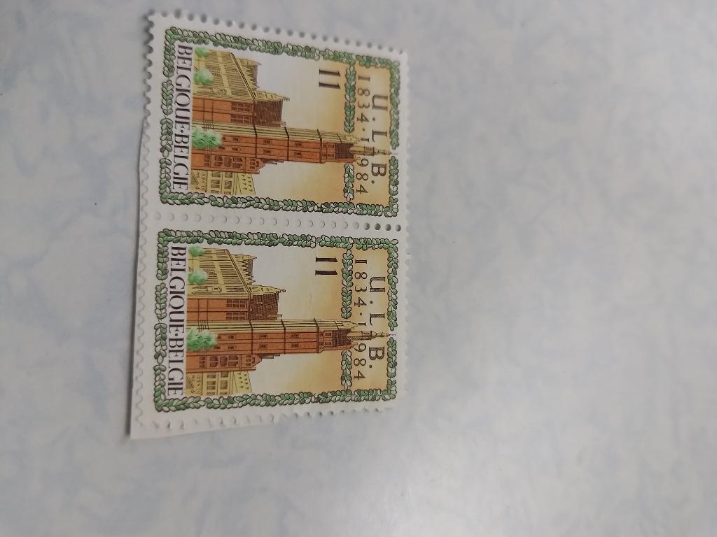 Ongestempelde postzegel belgie geel groene kerk, Ophalen of Verzenden