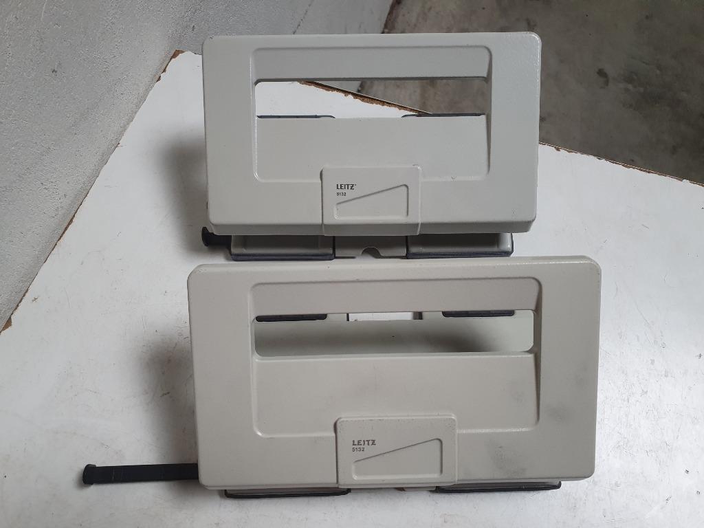 Leitz perforator type 5132 4-gaats (MDK-100514) 2 Stuks, Zakelijke goederen, Ophalen of Verzenden, Gebruikt, Overige typen