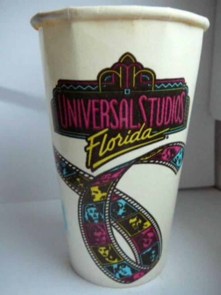 oude beker Pepsi Universal Studios Florida, Verzamelen, Merken en Reclamevoorwerpen, Verzenden, Gebruikt, Gebruiksvoorwerp