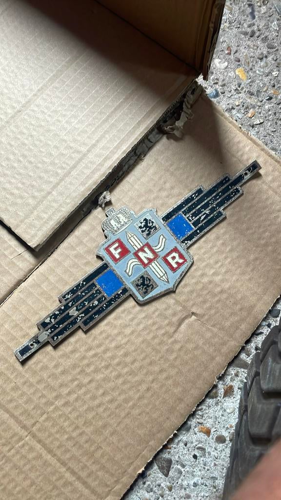 Plaque métallique FNR Fabrique Nationale Radioélectrique, Enlèvement ou Envoi