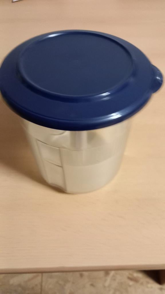 Boîte de rangement. Tupperware, Enlèvement ou Envoi, Comme neuf