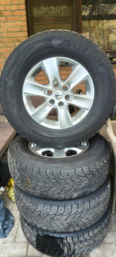 Nissan Navara Model 2017, Auto-onderdelen, Ophalen, Winterbanden, Velg(en)