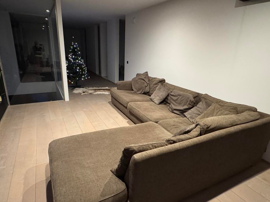 Belle grande assise marron, Maison & Meubles, Canapés | Coins salons complets, Enlèvement