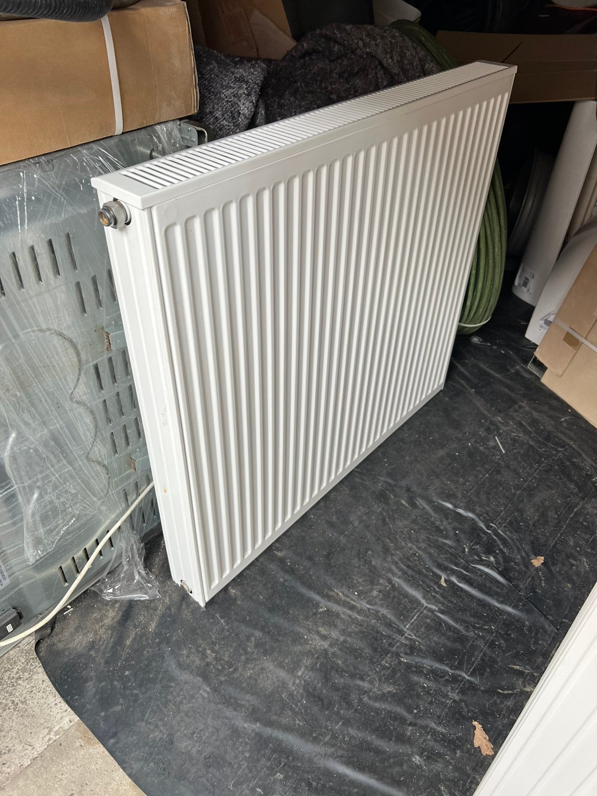 2 radiateurs quasi neuf!, Bricolage & Construction, Chauffage & Radiateurs, Enlèvement, Comme neuf