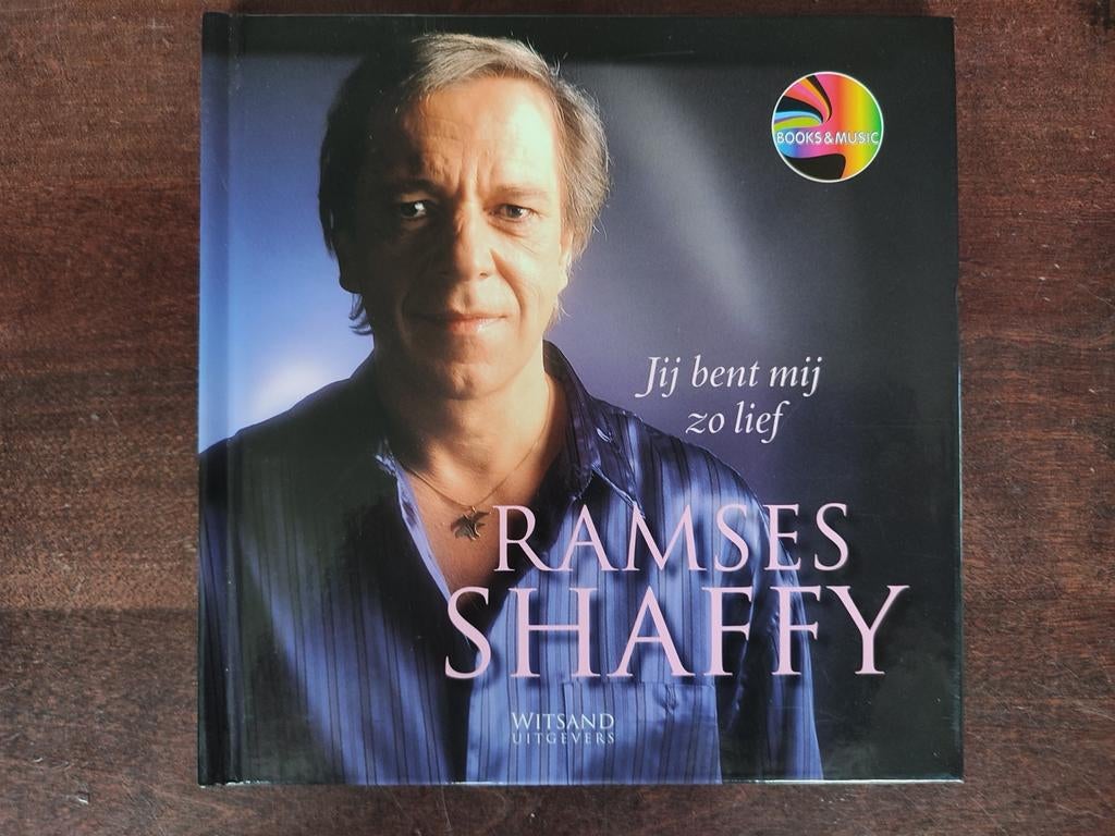 Boek + CD : RAMSES SHAFFY - JIJ BENT MIJ ZO LIEF, Cd's en Dvd's, Ophalen of Verzenden, Zo goed als nieuw