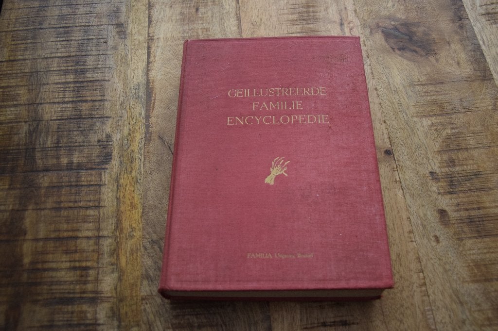 Antieke geïllustreerde familie encyclopedie door Familia, Boeken, Ophalen of Verzenden, Gelezen, Prentenboek