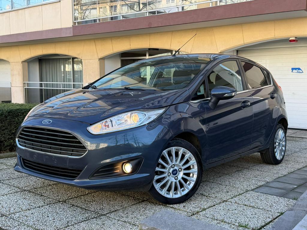 FORD FIESTA 1.2 Benzine 01/2013 CT OK AIRCO, Auto's, Voorwielaandrijving, Stof, Blauw, Bedrijf