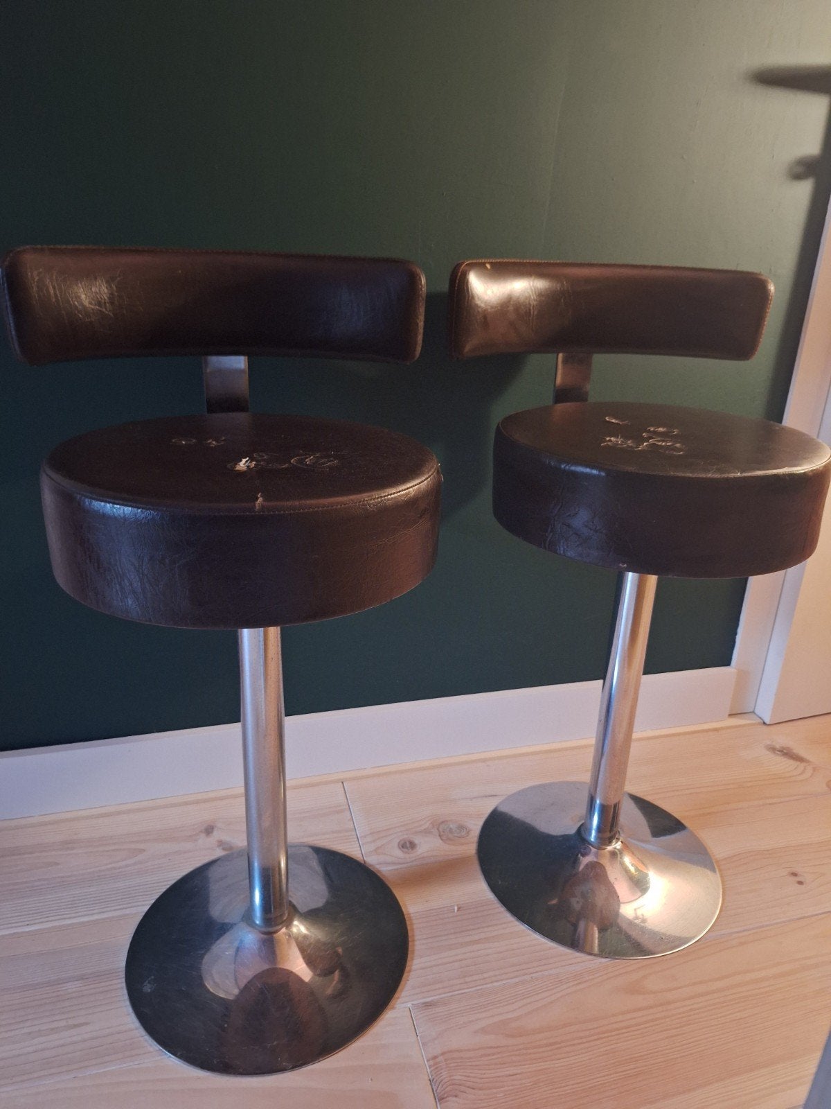 tabourets de bar vintage, Enlèvement