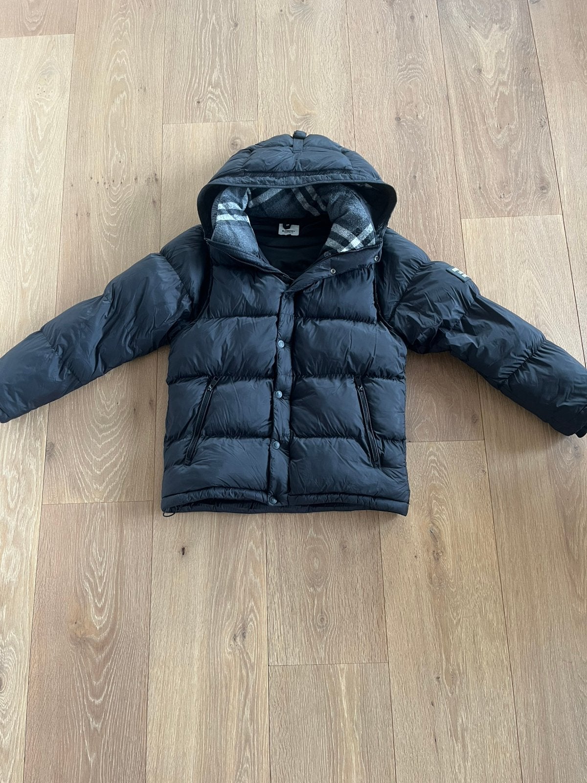 Burberry puffer jacket, Ophalen, Zo goed als nieuw, Maat 46 (S) of kleiner, Zwart