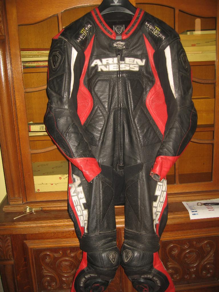 LEDEREN COMBI, Motoren, Ophalen