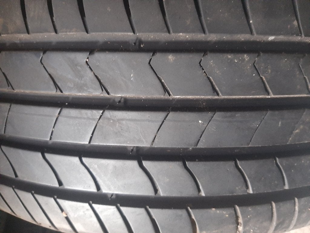 4 pneus ete 215 55 18, 215 mm, Véhicule de tourisme, Pneus été, Enlèvement