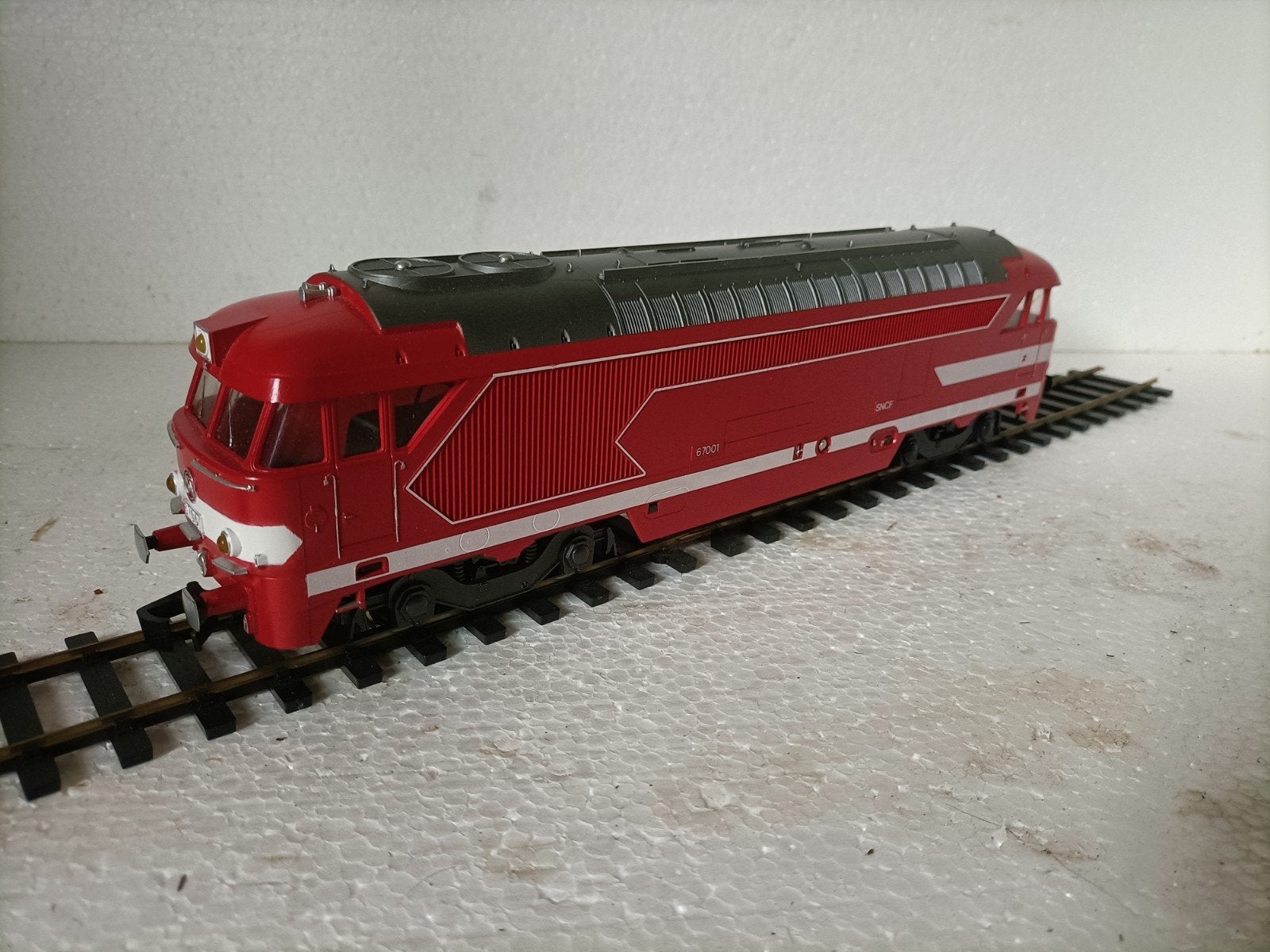 Lima O Scale - SNCF BB 67001 "Le Capitole" (Rood) - Spoor O, Hobby & Loisirs créatifs, Enlèvement, Locomotive