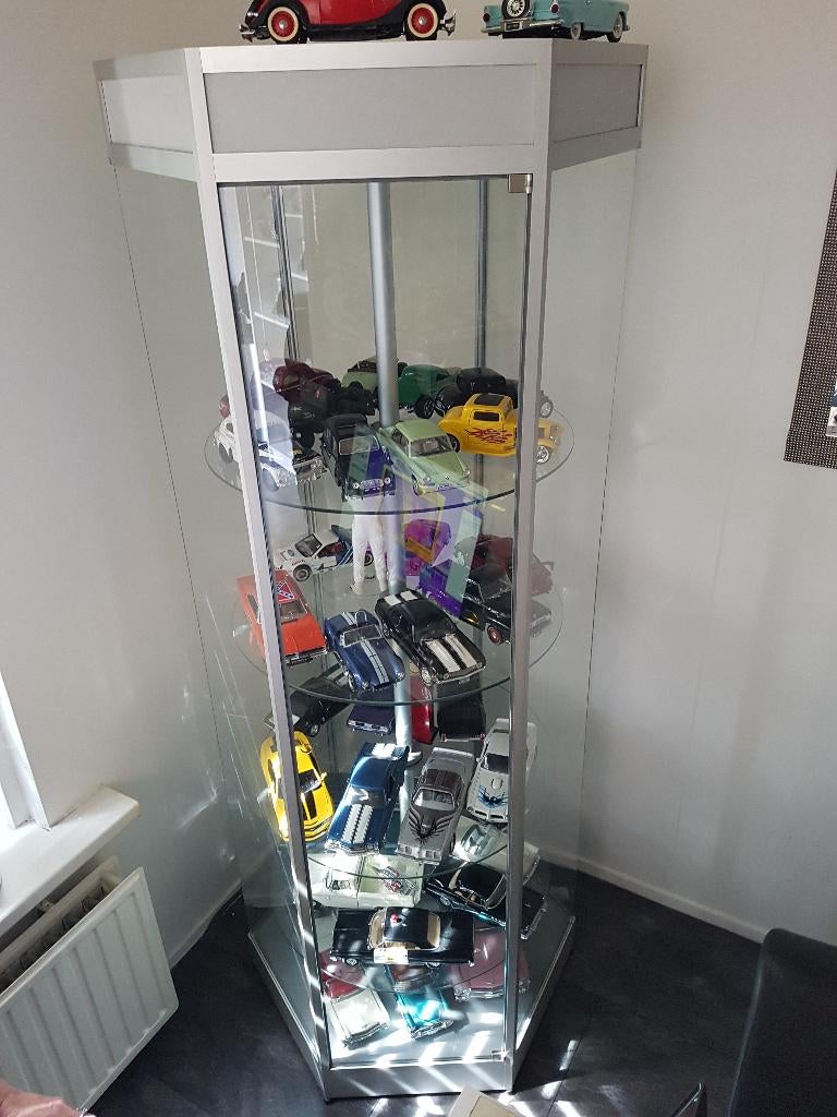 vitrinekast voor modelauto's breed 70 hoog 194, Ophalen, Gebruikt, 50 tot 100 cm, 150 tot 200 cm