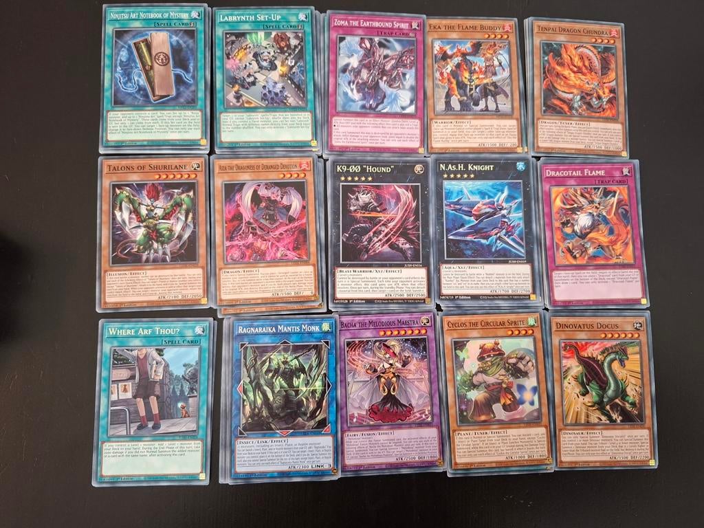 Yu gi oh kaarten 100~ stuks, Hobby en Vrije tijd, Verzamelkaartspellen | Yu-gi-Oh!, Ophalen