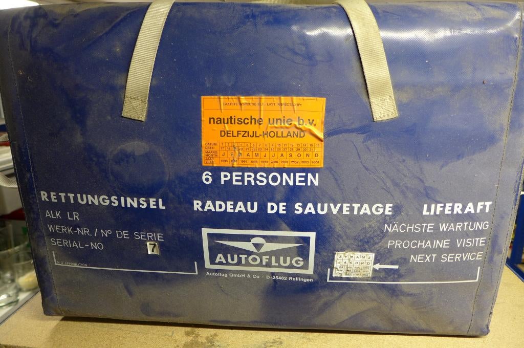 Reddingsvlot 6 personen, Watersport en Boten, Ophalen, Zo goed als nieuw, Accessoires